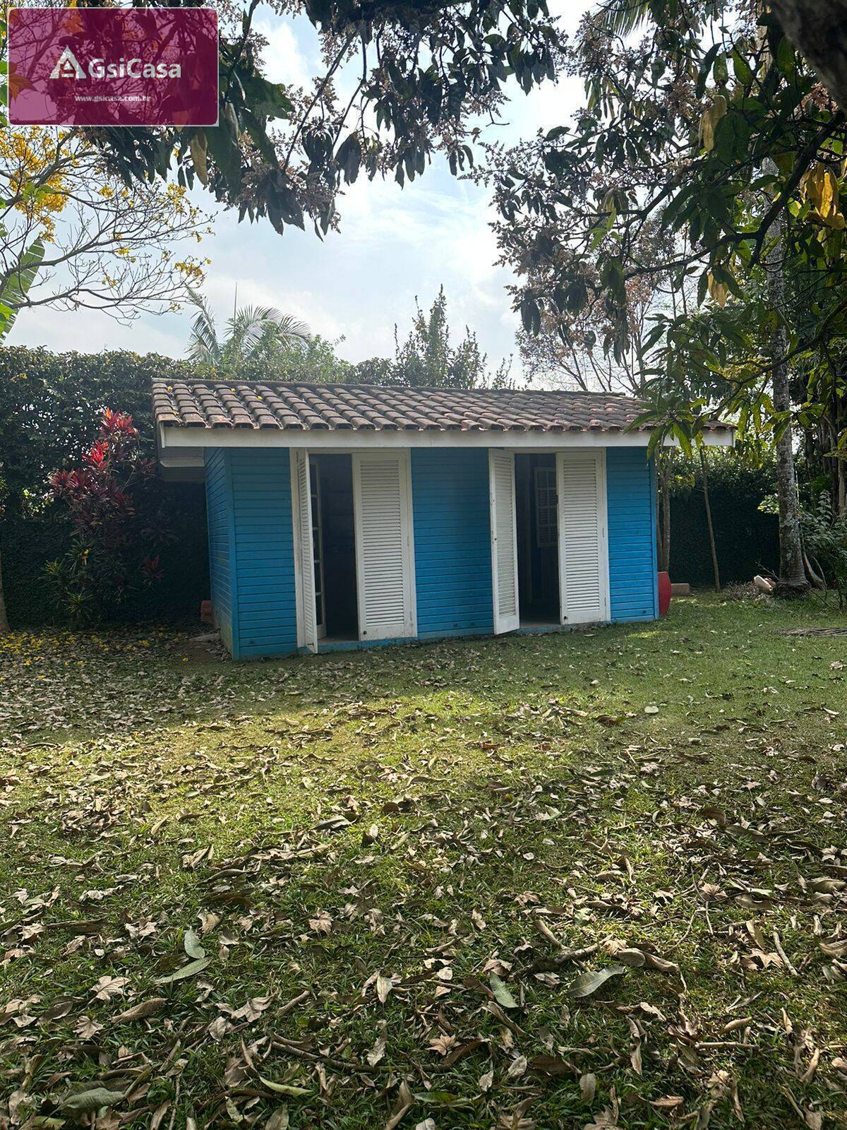 Casa de Condomínio para alugar com 4 quartos, 350m² - Foto 5