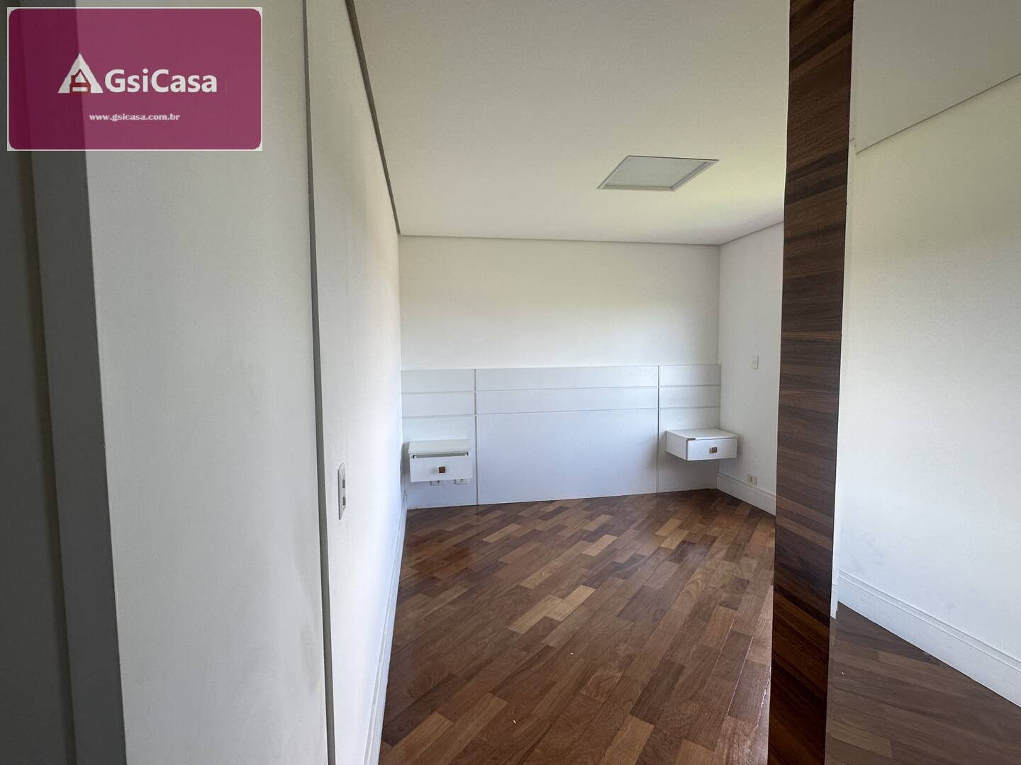 Apartamento à venda com 3 quartos, 134m² - Foto 17