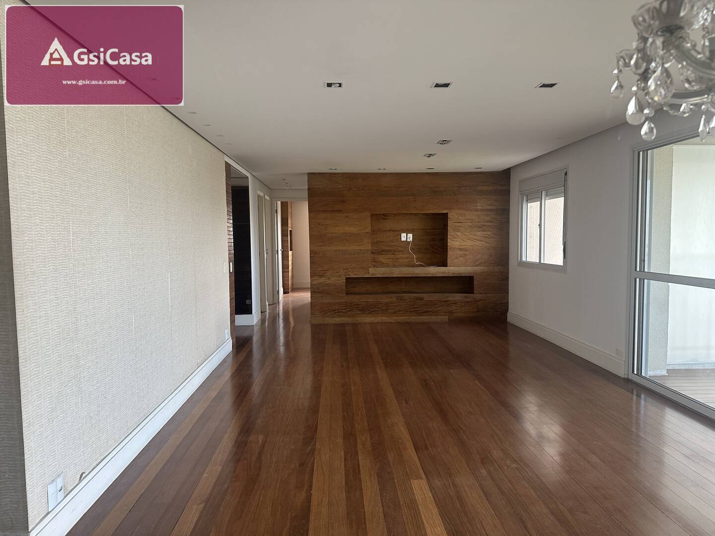 Apartamento à venda com 3 quartos, 134m² - Foto 9