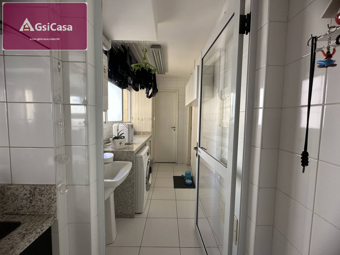 Apartamento à venda com 3 quartos, 134m² - Foto 3